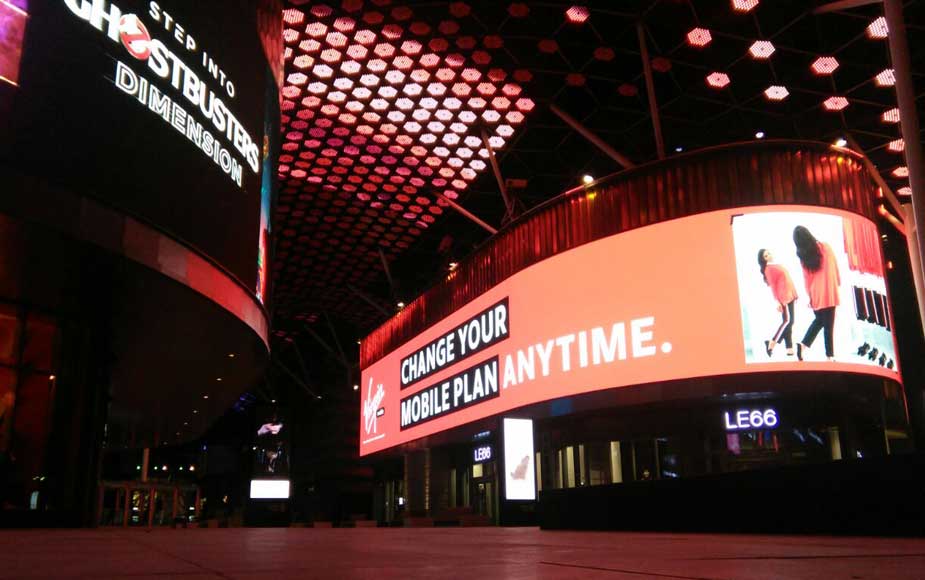 CITY WALK  